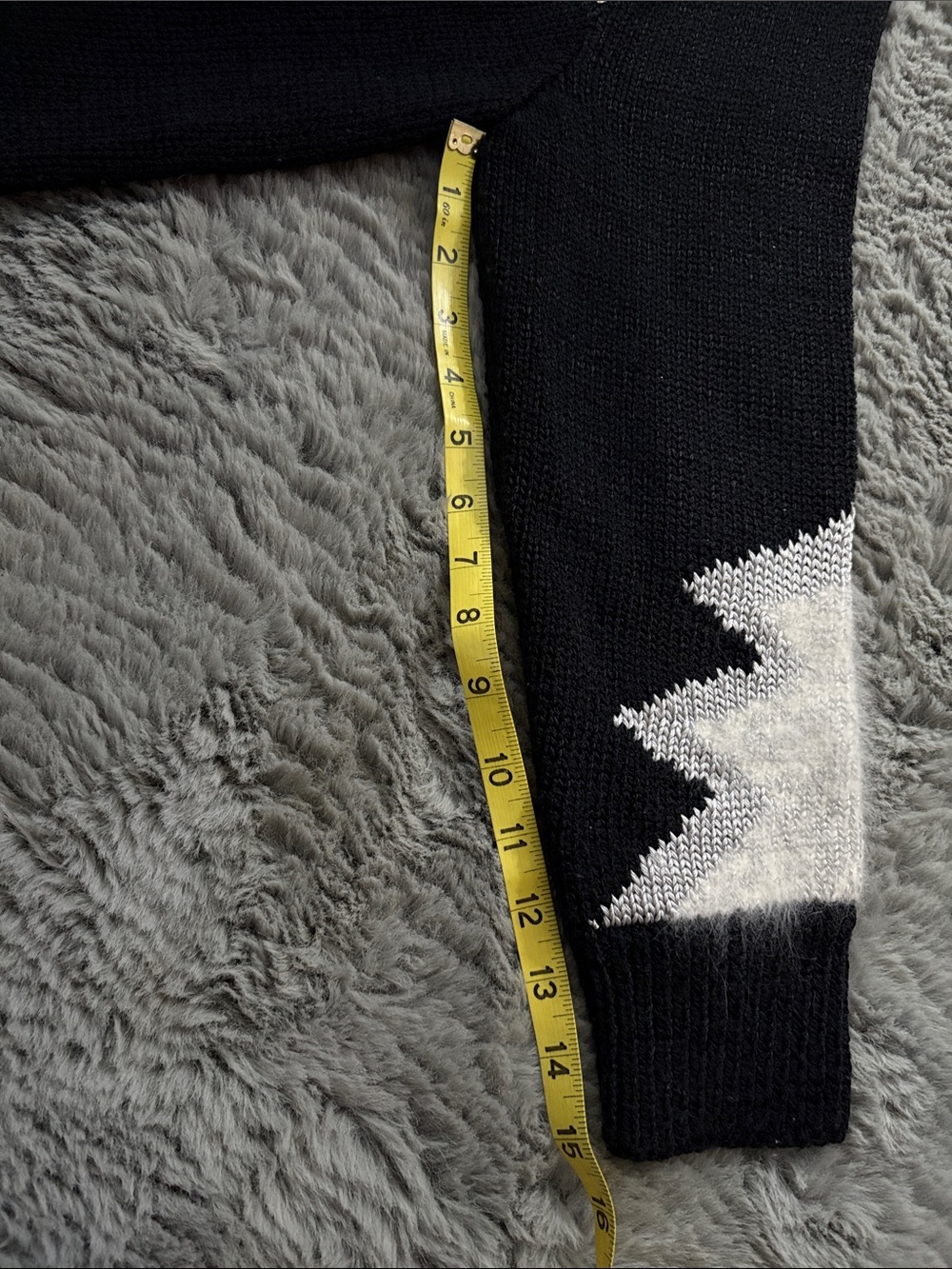 Christine Phillipe Vintage Y2K Black And White Abstract Angora Mix Knit Sweater - Picture 15 of 16